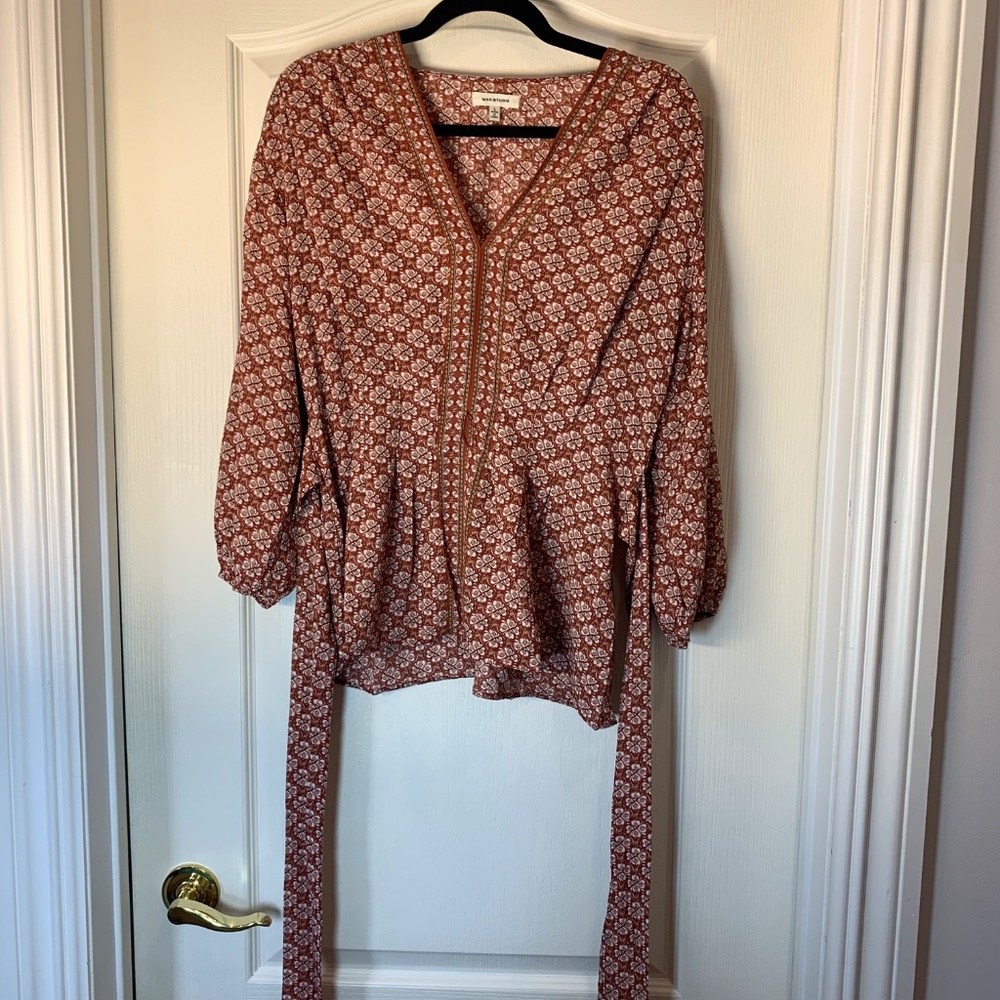 Max Studio Boho V-Neck Blouse with Tie Belt – Smocked Back – Earthy Rust Brown L - Picture 4 of 11
